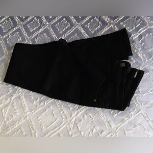 Fashion Nova Black Straight Leg Jeans